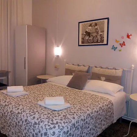 Argentina House 3* Genova